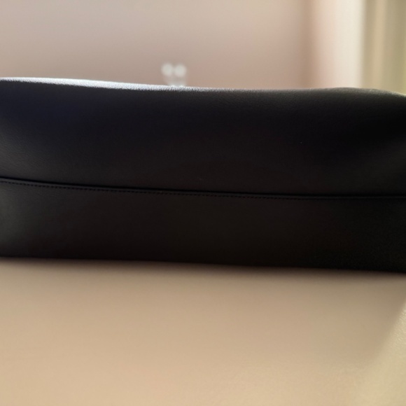 SHOPPING SAINT LAURENT LEATHER TOTE - Picture 9 of 14